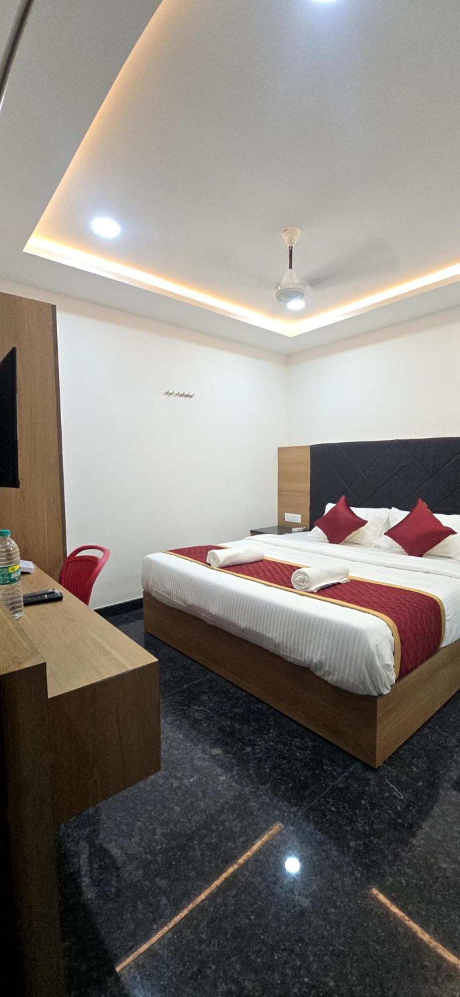 Hotel Shreem Sesha Sai Residency Tiruvannāmalai Exteriér fotografie