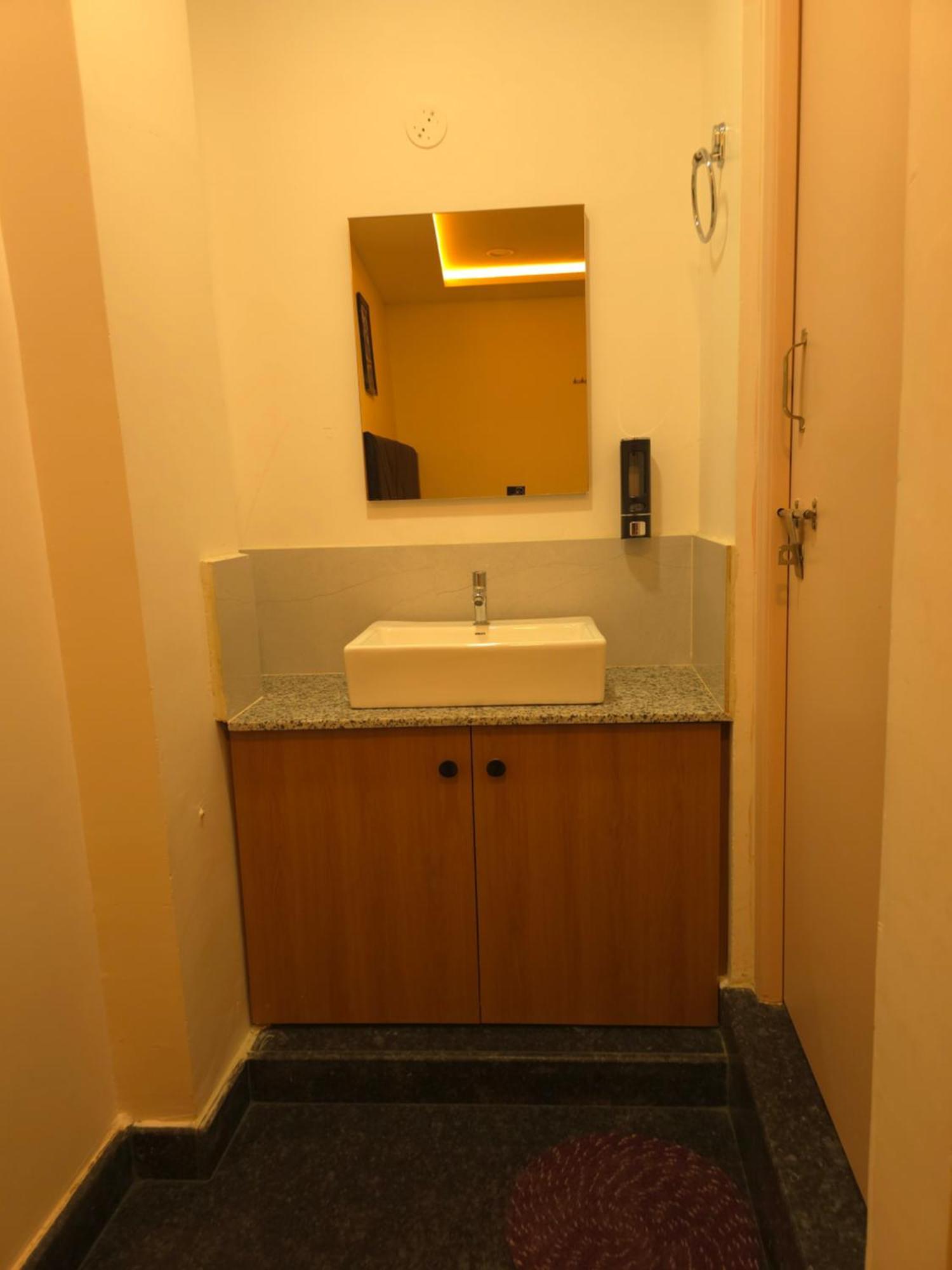 Hotel Shreem Sesha Sai Residency Tiruvannāmalai Exteriér fotografie