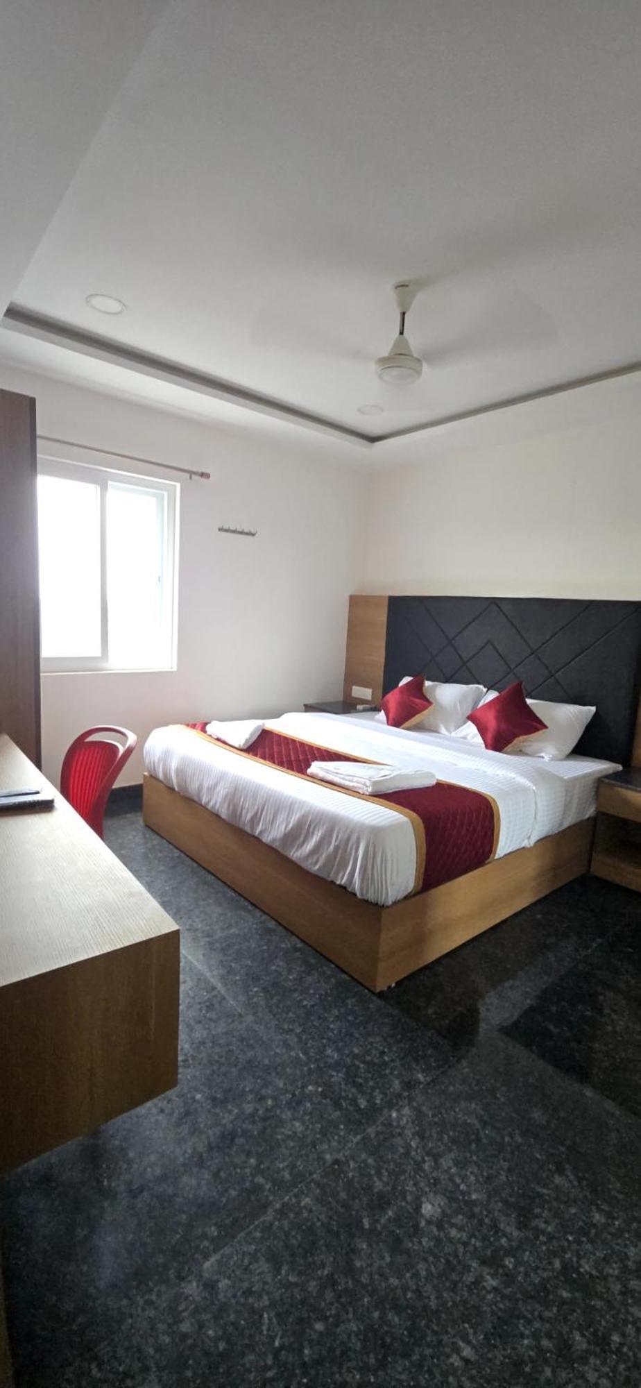 Hotel Shreem Sesha Sai Residency Tiruvannāmalai Exteriér fotografie
