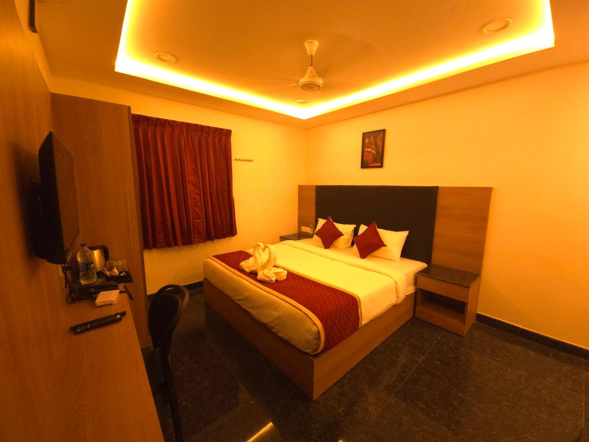 Hotel Shreem Sesha Sai Residency Tiruvannāmalai Exteriér fotografie